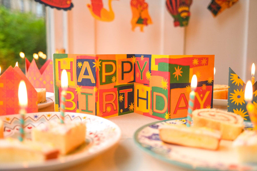 UK/EU: Happy Birthday Concertina Greeting Card