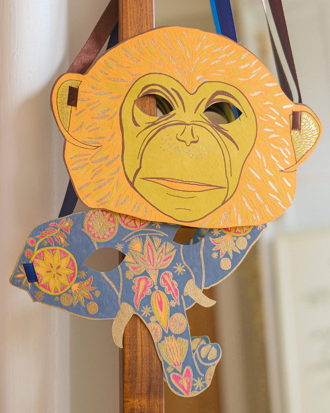 UK/EU: Monkey Mask Greeting Card