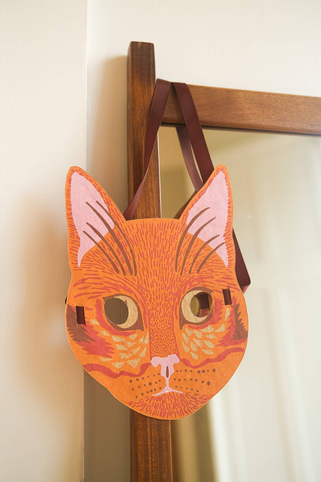 UK/EU: Cat Mask Greeting Card