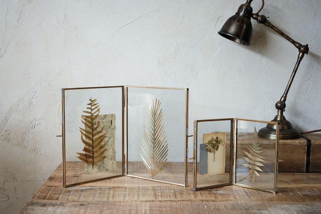 Folded Danta Frame - Antique Brass - Portrait 8 x 10