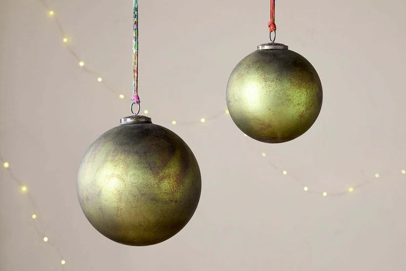 Oko Giant Bauble - Matt Green - Large