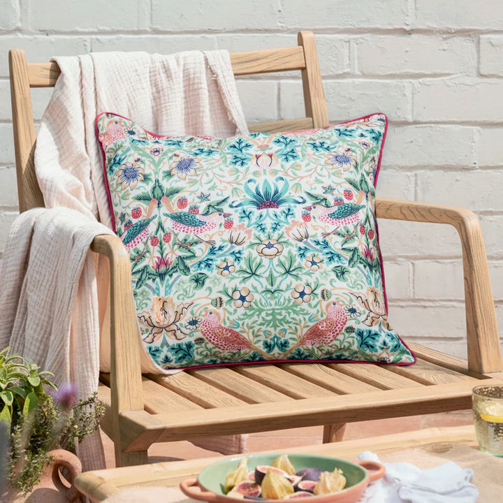 STRAWBERRY THIEF 50X50 OUTDOOR CUSHION CASE CORAL/LEAF GREEN