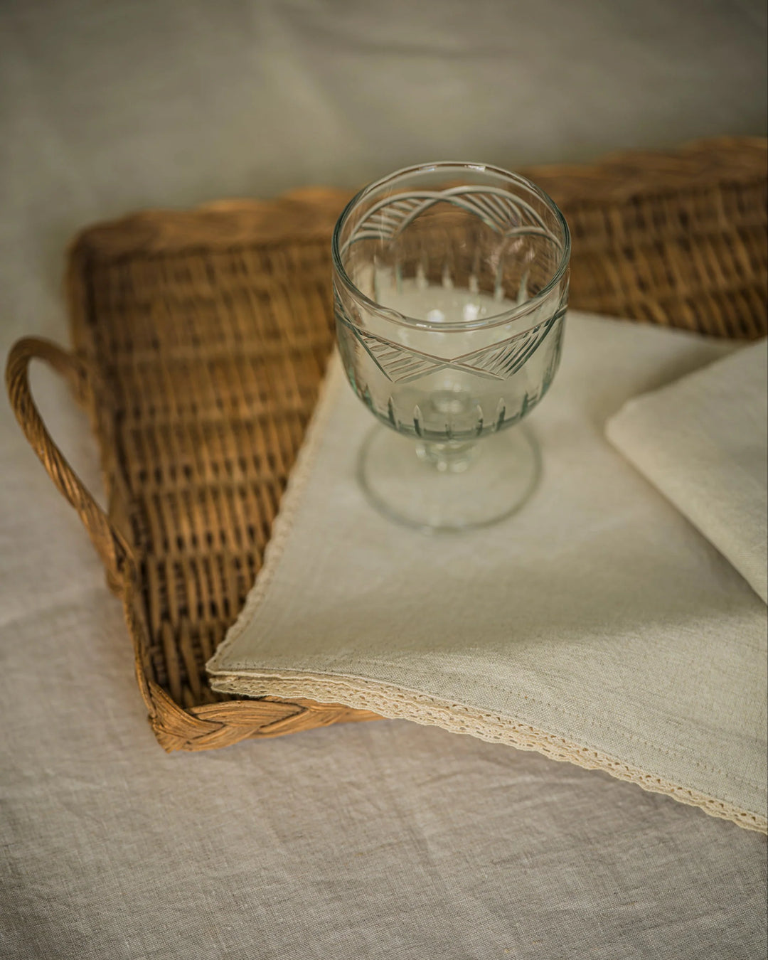 Handblown Water Glass 300ml - Scalloped