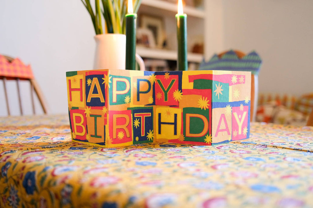 UK/EU: Happy Birthday Concertina Greeting Card