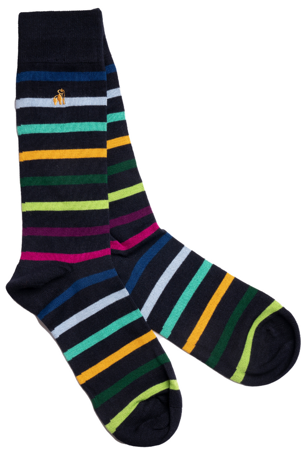 BLACK SMALL STRIPED BAMBOO SOCKS